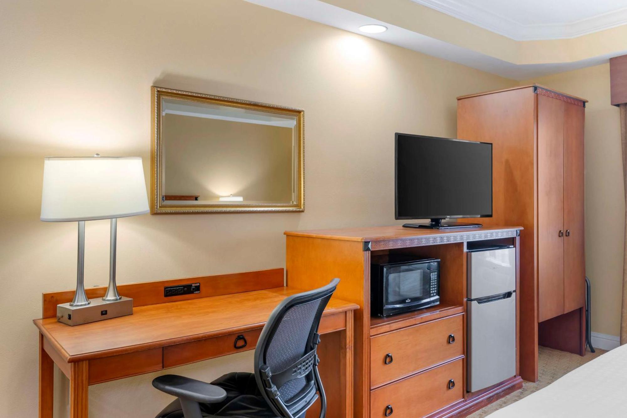 Best Western Plus Kingsland Εξωτερικό φωτογραφία